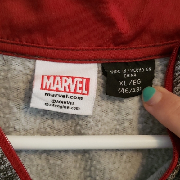 Deadpool sweater - Picture 3 of 4